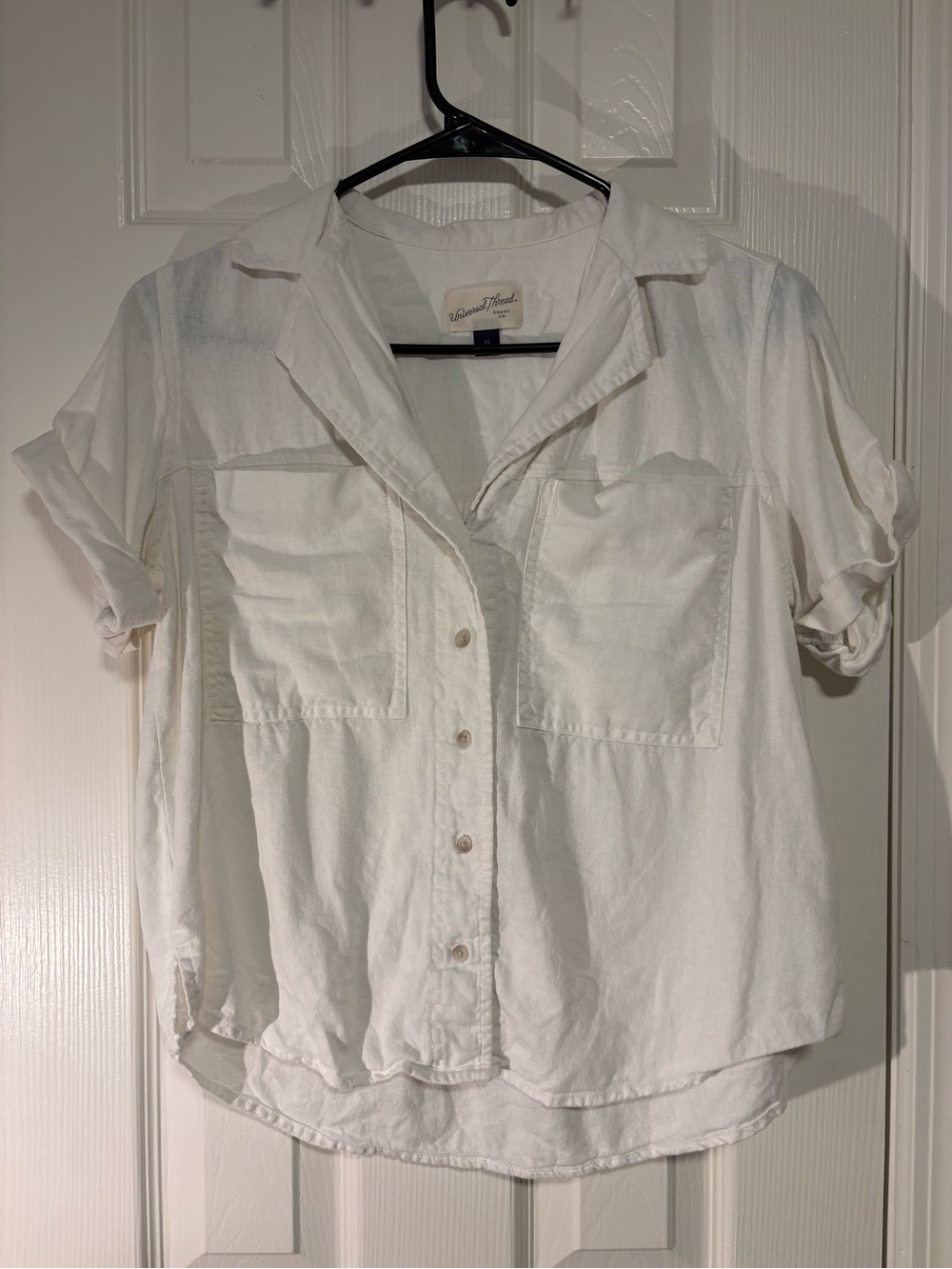 Universal Thread White Linen Blend Short Sleeve Button-Down Shirt